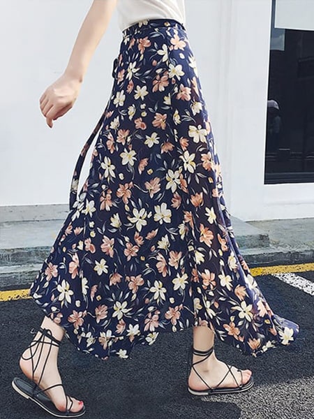 Dark Blue Floral Skirt - Image 4