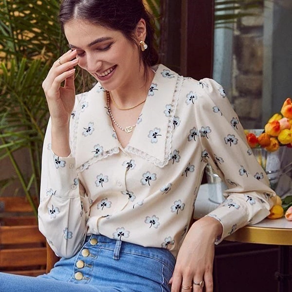 Floral Vintage Blouse - Image 3