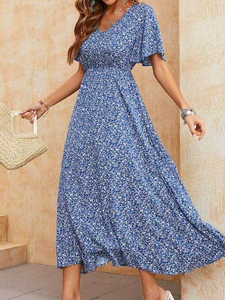Alternative view of Long Dress Floral Blue