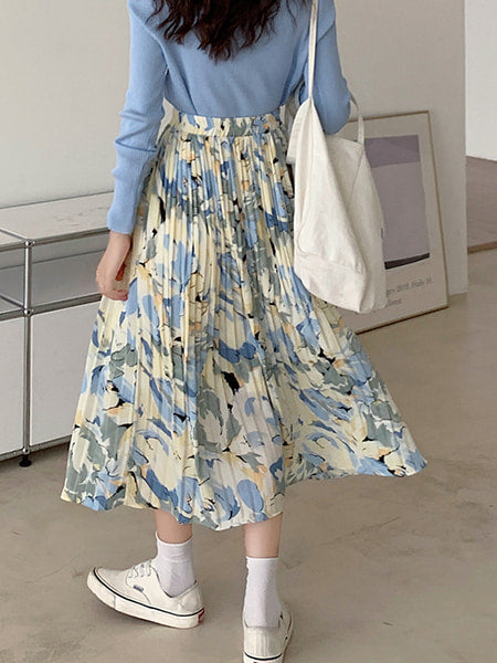 Alternative view of Long Pleated Floral Skirt