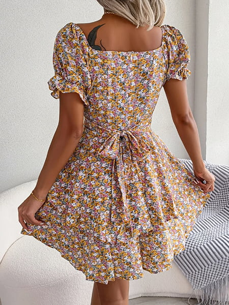 Short Ruffle Floral Dress - Image 4