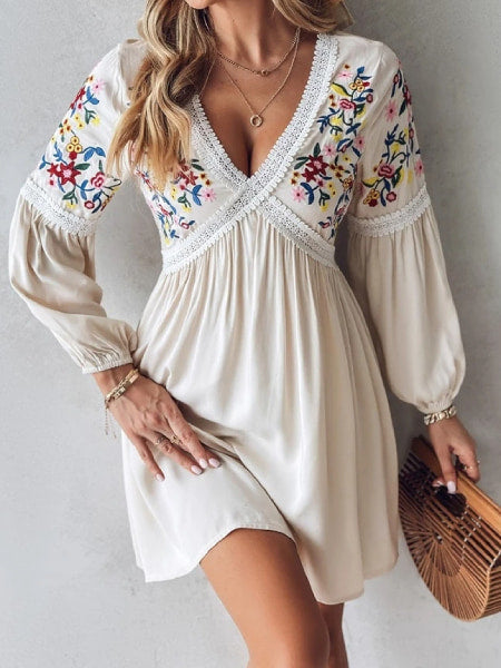 Alternative view of Short White Dress Floral Embroidery