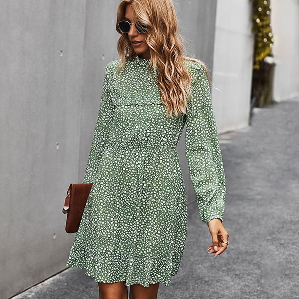 Short White Floral Dress Winter - Image 3