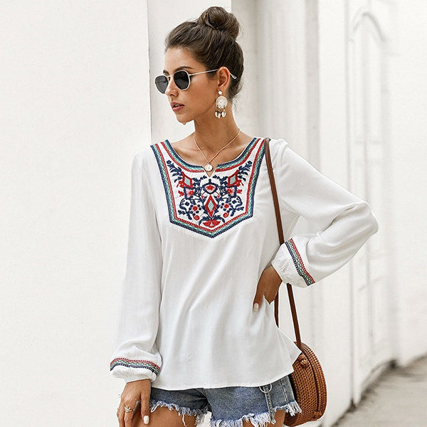 Alternative view of White Floral Tunic Top